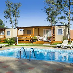 **** Prázdninový areál Maistra Valkanela Mobile Homes Chorvatsko