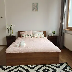 Luxury Piekna Варшава